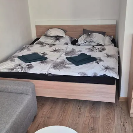 Apartment 1 Izbovy Pekny S Neskorym Odchodom Az Do 14 Hodiny *