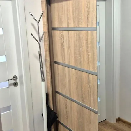 1 Izbovy Pekny S Neskorym Odchodom Az Do 14 Hodiny